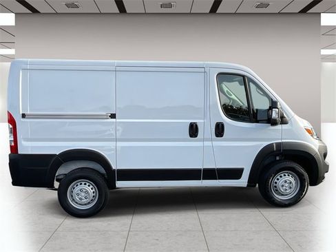 New 2025 RAM ProMaster 1500 w/ Convenience Group image 2