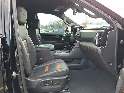 Used 2022 GMC Sierra 1500 AT4 image 27