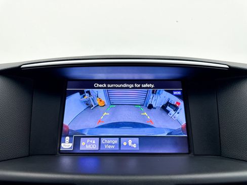 Used 2019 INFINITI Q70 Luxe w/ Sport Package image 24