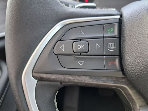 New 2026 Jeep Compass Latitude image 13