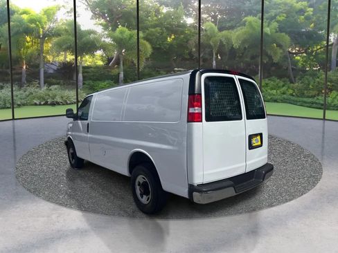 Used 2023 GMC Savana 2500 w/ Driver Convenience Package RWD image 7
