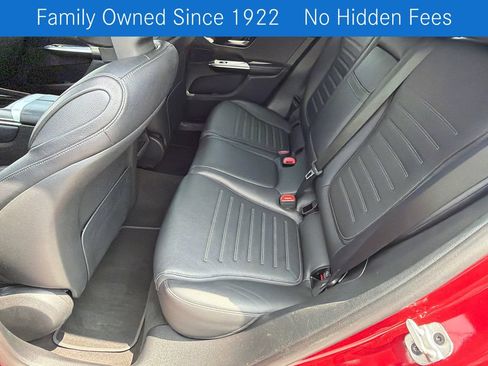 Used 2024 Mercedes-Benz GLC 300 4MATIC image 20
