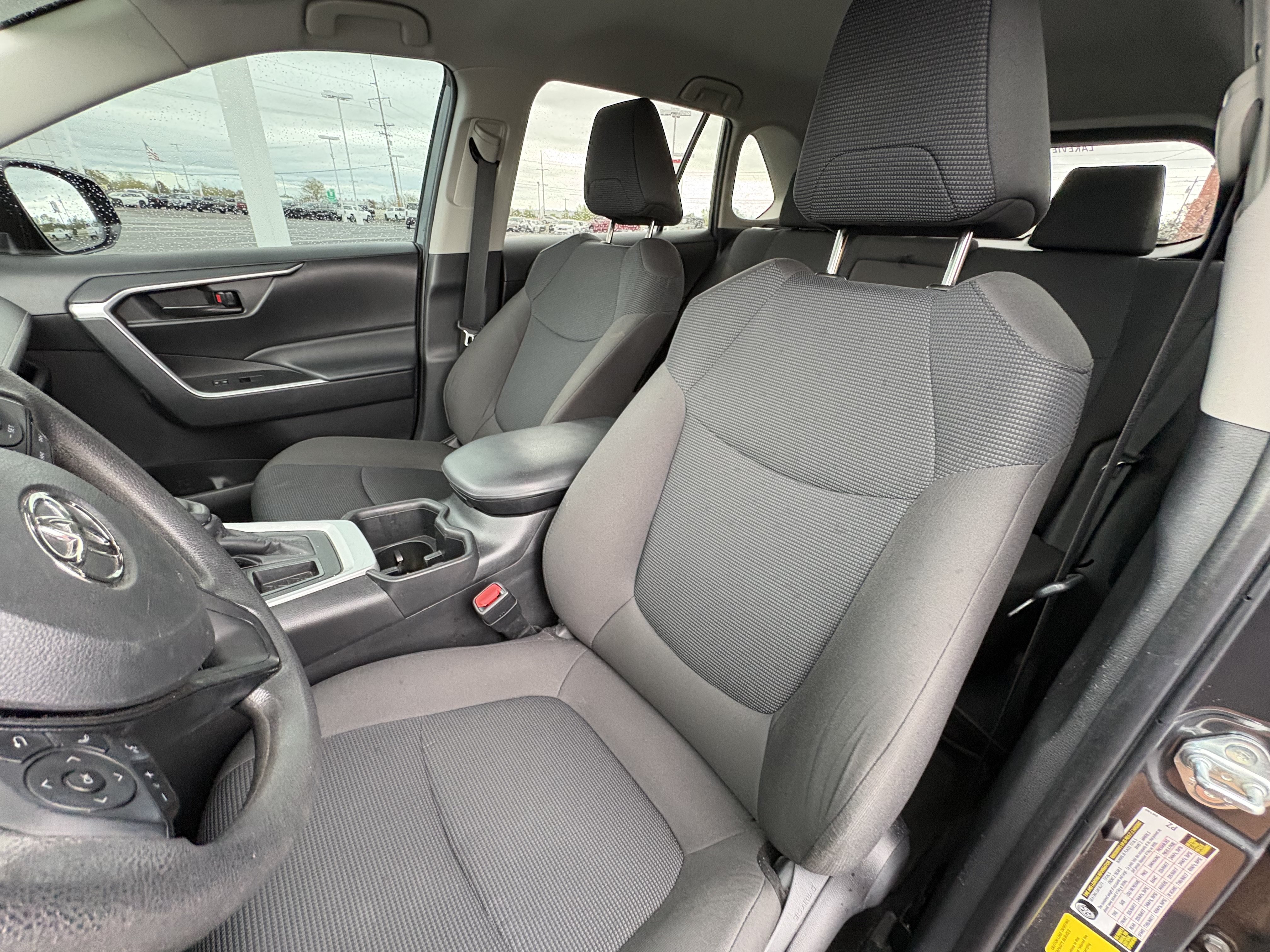 Used 2023 Toyota RAV4 LE FWD image 7