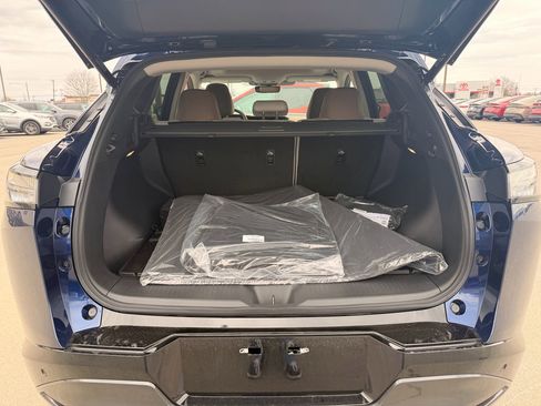 New 2026 Nissan Murano Platinum image 9