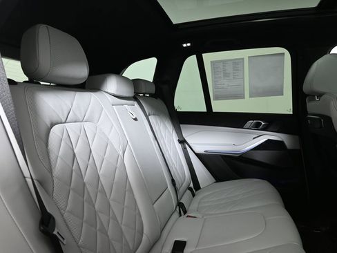 Certified 2024 BMW X5 xDrive40i w/ M Sport Package image 34