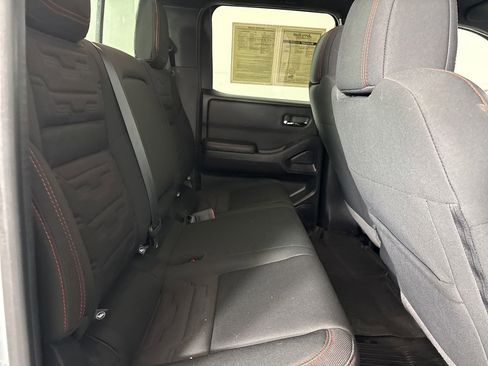 Used 2023 Nissan Frontier PRO-4X w/ Technology Package image 24