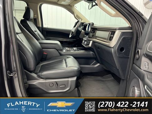 Used 2022 Ford Expedition XLT AWD/4WD image 15