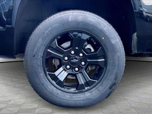 Used 2019 Chevrolet Tahoe LT w/ Z71 Midnight Edition image 23