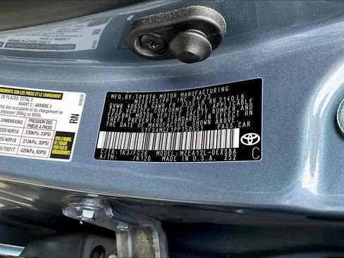 Used 2023 Toyota Corolla SE image 59