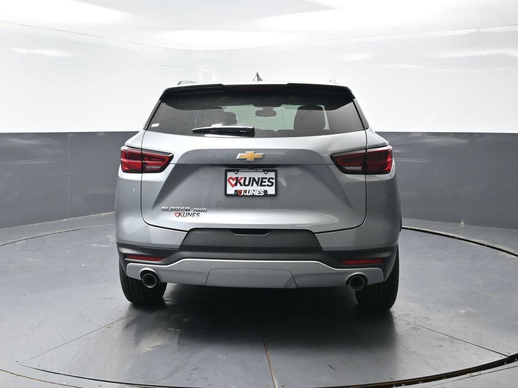 New 2026 Chevrolet Blazer LT w/ Convenience Package AWD/4WD image 9