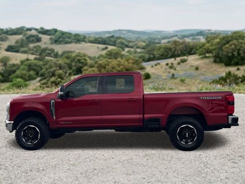 Used 2025 Ford F250 Lariat w/ Tremor Off-Road Package AWD/4WD image 5