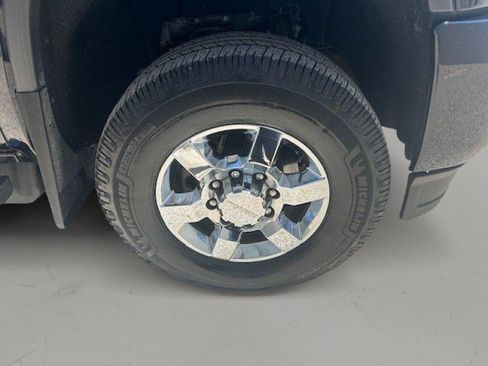 Used 2019 GMC Sierra 3500 Denali w/ Duramax Plus Package AWD/4WD image 5