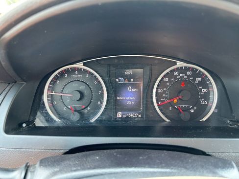 Used 2017 Toyota Camry SE FWD image 12