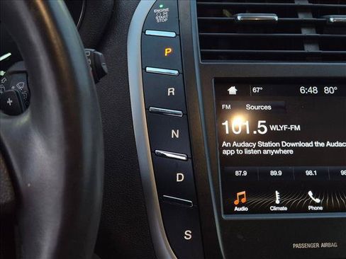 Used 2019 Lincoln MKC Reserve AWD/4WD image 16