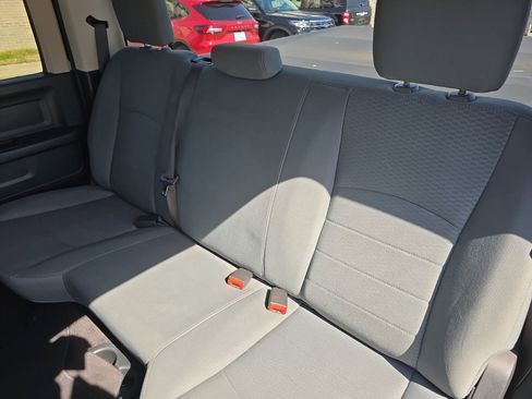 Used 2017 RAM 1500 Express w/ Express Value Package image 15