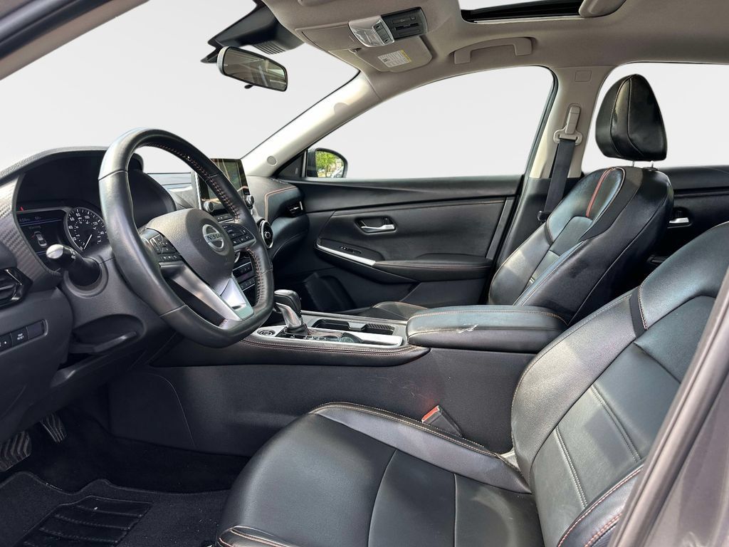 Certified 2023 Nissan Sentra SR w/ SR Premium Package FWD image 20