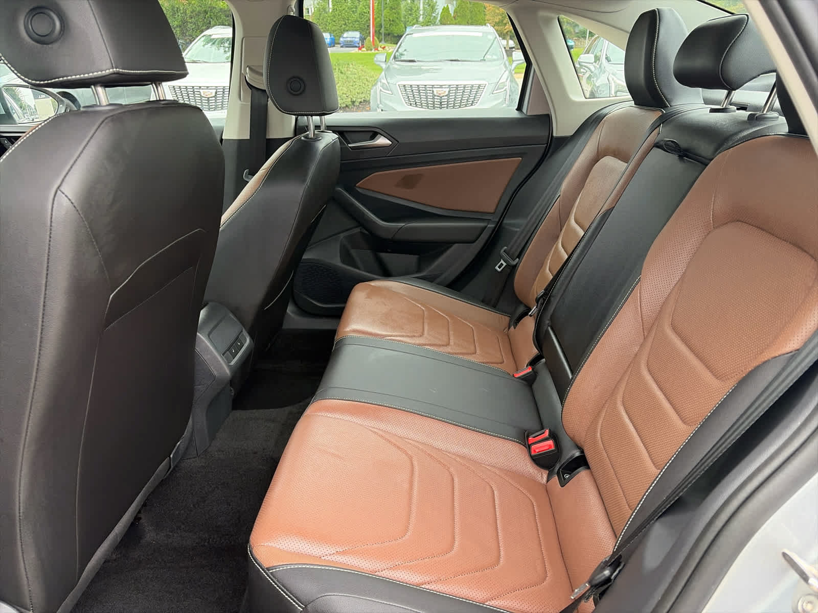 Used 2025 Volkswagen Jetta SEL FWD image 9
