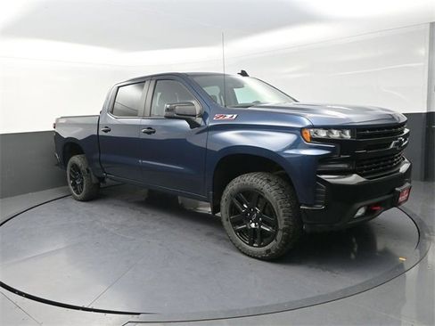 Used 2021 Chevrolet Silverado 1500 LT Trail Boss w/ Bed Protection Package image 9