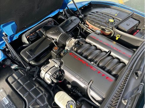 Used 2000 Chevrolet Corvette Coupe w/ Memory Pkg image 24