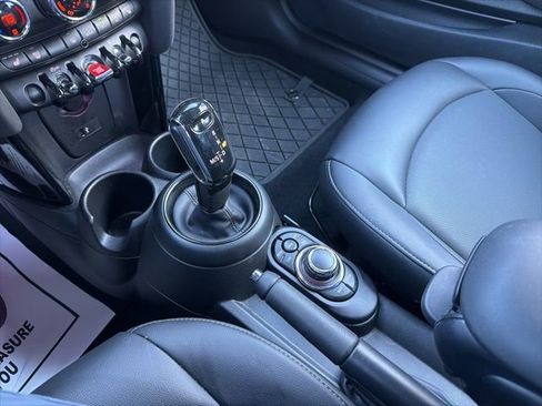 Used 2023 MINI Cooper Convertible image 32