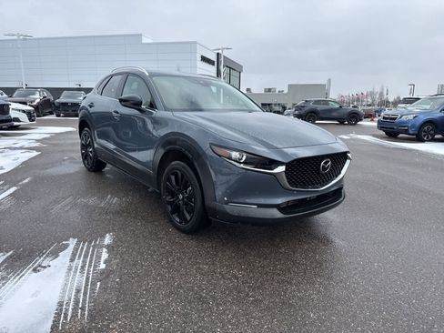 Used 2022 MAZDA CX-30 AWD 2.5 S w/ Preferred Package image 3