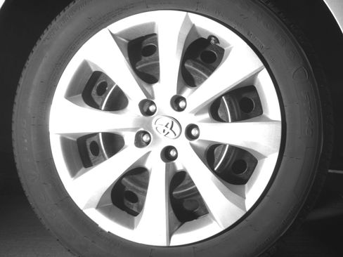 Used 2025 Toyota Corolla LE FWD image 12