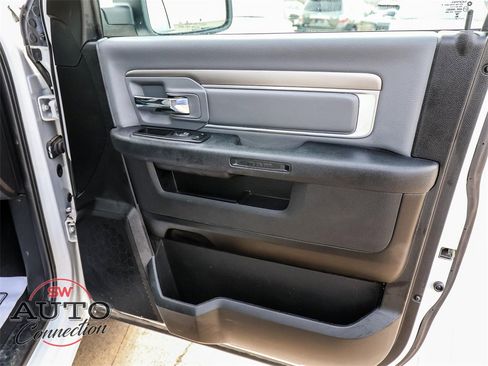 Used 2024 RAM 1500 Classic SLT image 16