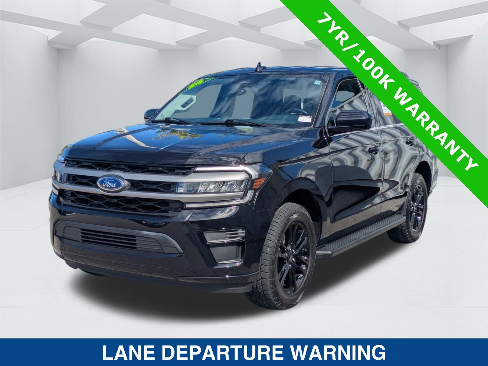 Used 2024 Ford Expedition XLT RWD image 8