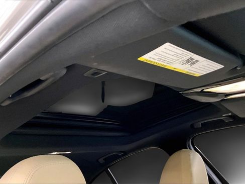 Used 2019 BMW 330i Sedan w/ Driving Assistance Package image 25