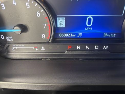Used 2021 Ford Explorer XLT w/ Equipment Group 202A AWD/4WD image 8