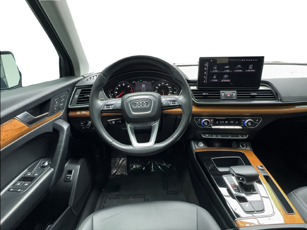 Used 2023 Audi Q5 2.0T Premium w/ Convenience Package AWD/4WD image 40