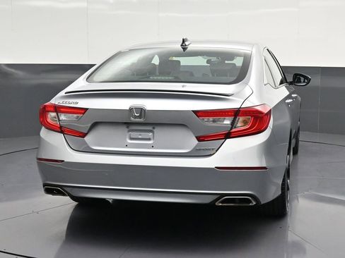 Used 2021 Honda Accord Sport image 2