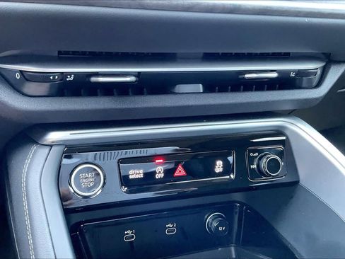 Used 2026 Audi Q5 Premium AWD/4WD image 15