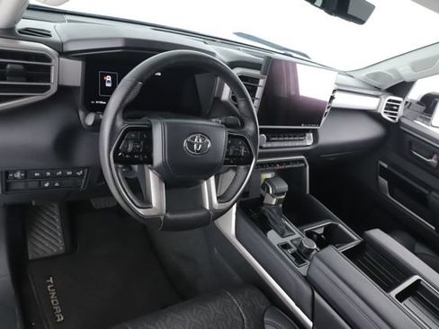 Used 2023 Toyota Tundra Limited AWD/4WD image 17