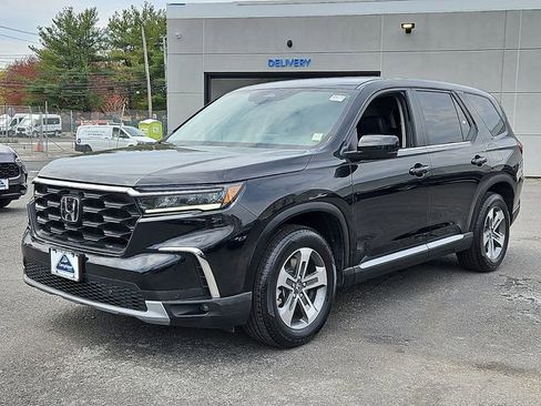 Certified 2024 Honda Pilot EX-L image 3