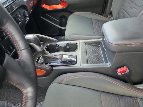 Used 2023 Nissan Frontier PRO-4X w/ Pro Convenience Package image 13