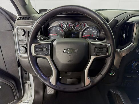 Used 2022 Chevrolet Silverado 1500 LT Trail Boss w/ Convenience Package II image 13