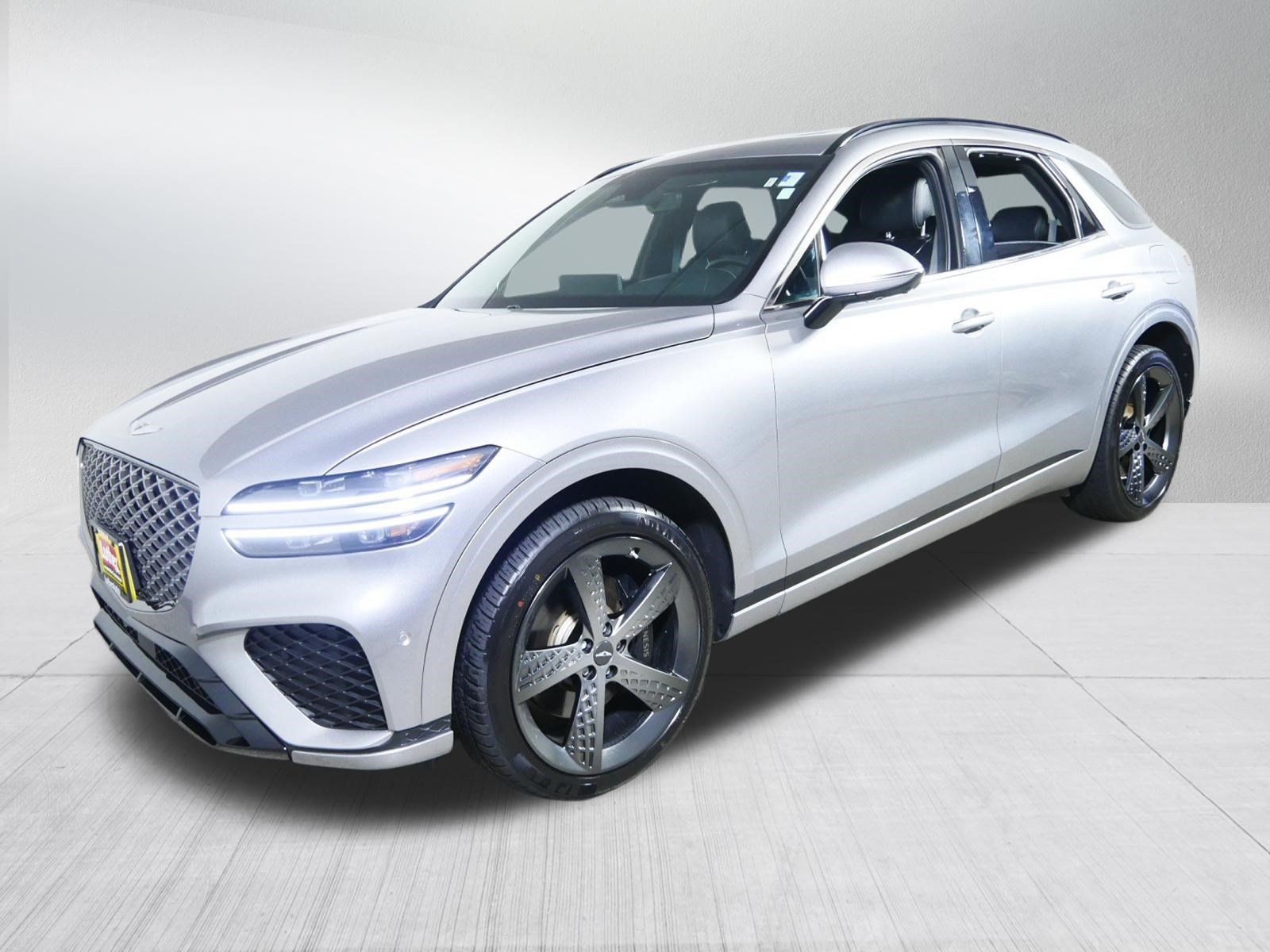 Used 2023 Genesis GV70 3.5T Sport w/ Sport Prestige Package AWD/4WD image 3