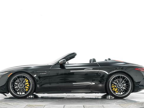 Used 2023 Mercedes-Benz SL 63 AMG 4MATIC image 6