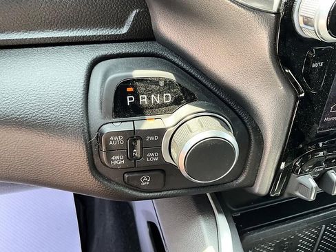 Used 2025 RAM 1500 Big Horn AWD/4WD image 19