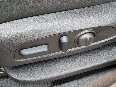 Certified 2024 Chevrolet Equinox RS AWD/4WD image 7