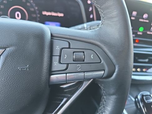 Used 2024 Cadillac Escalade Sport w/ LPO, ONYX Package image 19