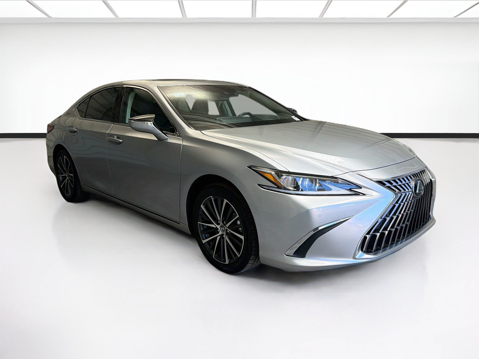 Used 2024 Lexus ES 300h w/ Premium Package FWD image 3