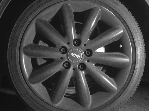 Used 2015 MINI Cooper S FWD image 36