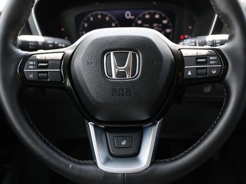 Used 2025 Honda Pilot Elite image 19