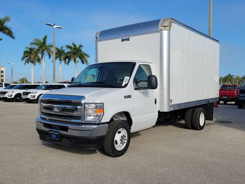 New 2026 Ford E-450 and Econoline 450 Super Duty w/ Power Equipment Group image 3