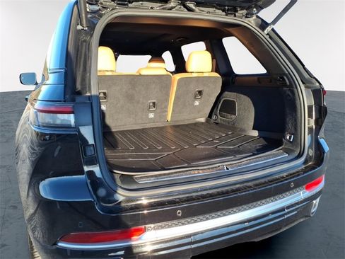 Used 2023 Jeep Grand Cherokee Summit w/ Adv Protech Group IV image 9