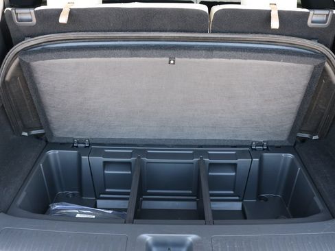 Certified 2025 INFINITI QX60 Luxe w/ Cargo Package AWD/4WD image 36
