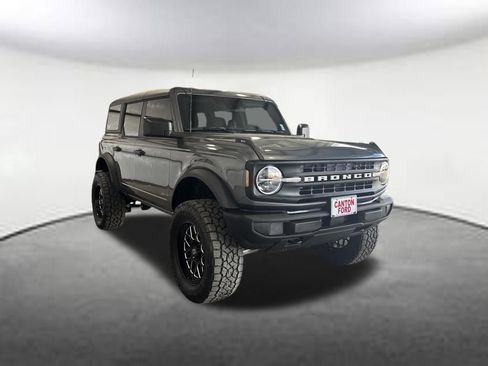 New 2025 Ford Bronco 4-Door image 8