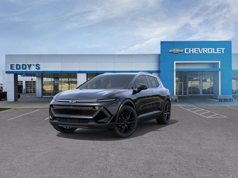 New 2026 Chevrolet Equinox EV LT w/ LPO, Blackout Package FWD image 9